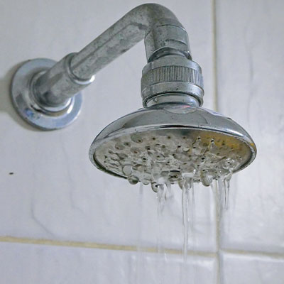 Low water pressure shower