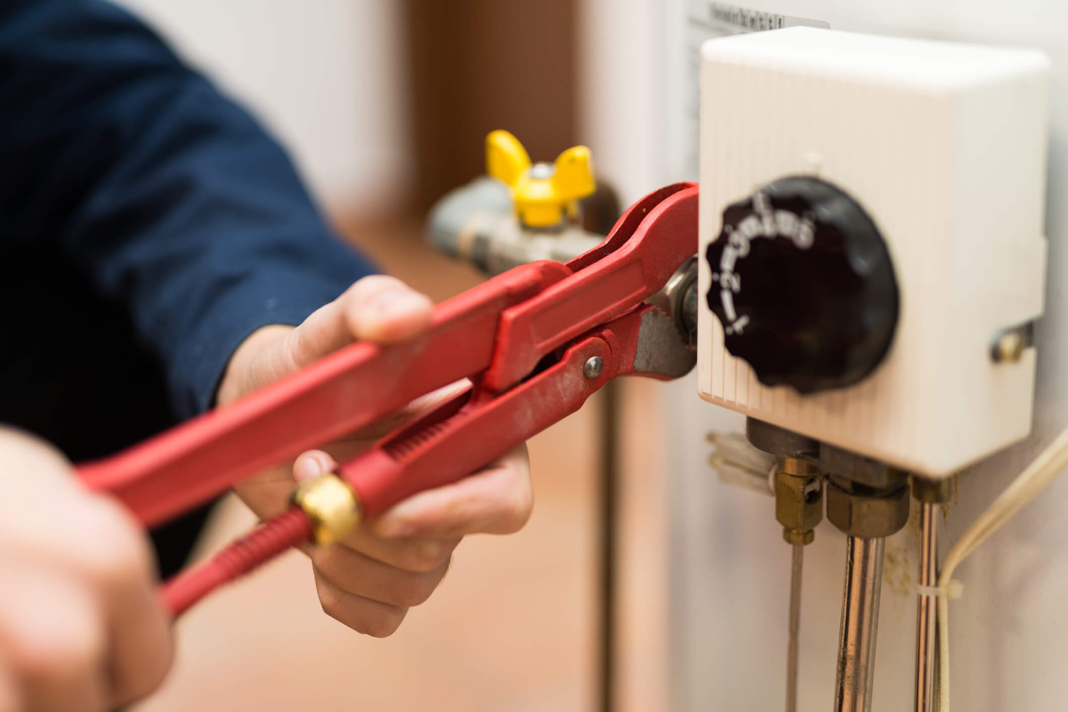 Five Easy Ways To Maintain Your Water Heater Banner Image